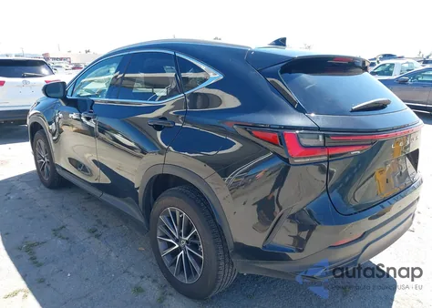 2022 Lexus Nx 250 z USA, uszkodzony, nr VIN 2T2ADCEZ7NC001611